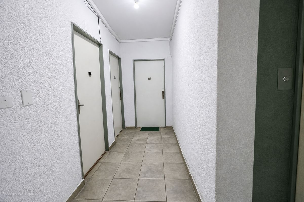 10899996850-19-pasillo-distribucion-edificio-zona-aldrey